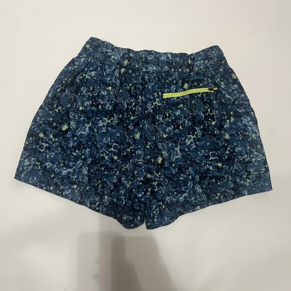 The North Face Printed Blue Class V mini Shorts size Small - Picture 10 of 10
